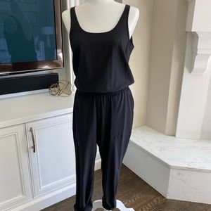 Athleta Black Roaming Romper w Pockets